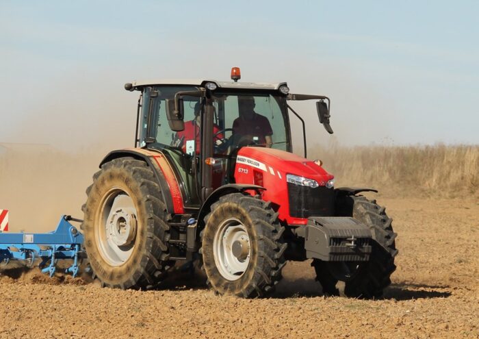 Massey Ferguson MF 5713 SL
