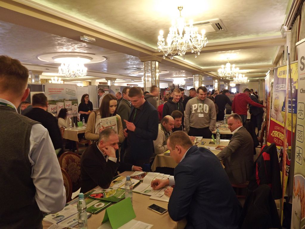 Targi Rolnicze w Agro-Tersem, Agro-Ters, środki ochrony roślin, nawozy, odmiany