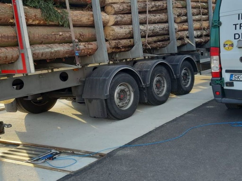 transport drewna, kontrola ciężarówek, górny śląsk, Inspekcja Transportu Drogowego