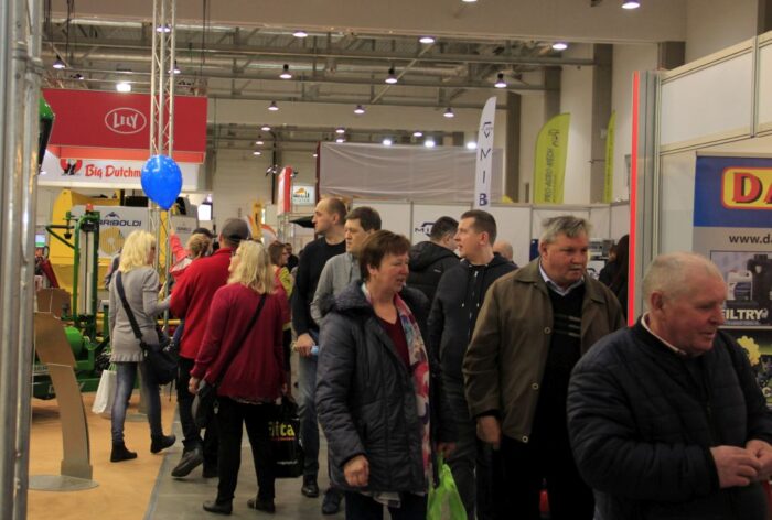 Targi Ferma 2020, targi, Łódź Expo, krowy mleczne, bydło mięsne, trzoda chlewna, drób, żywienie zwierząt, ASF