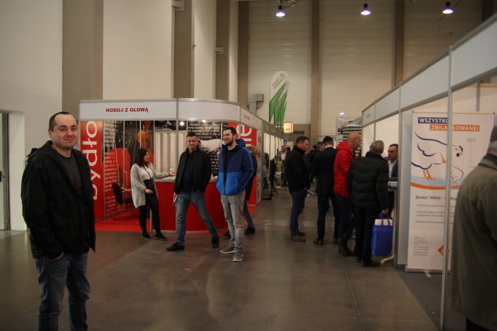 Targi Ferma 2020, krowy mleczne, bydło mięsne, trzoda chlewna, drób, żywienie zwierząt, ASF, hodowcy, targi rolnicze