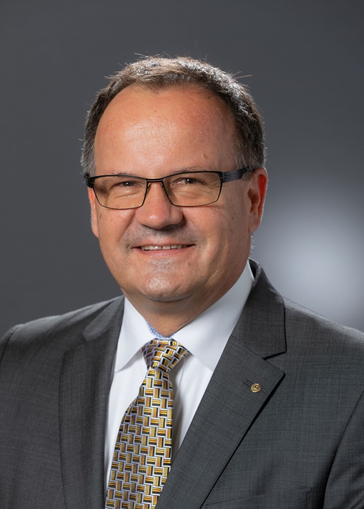 Mirosław Leszczyński Prezes Zarządu John Deere Polska