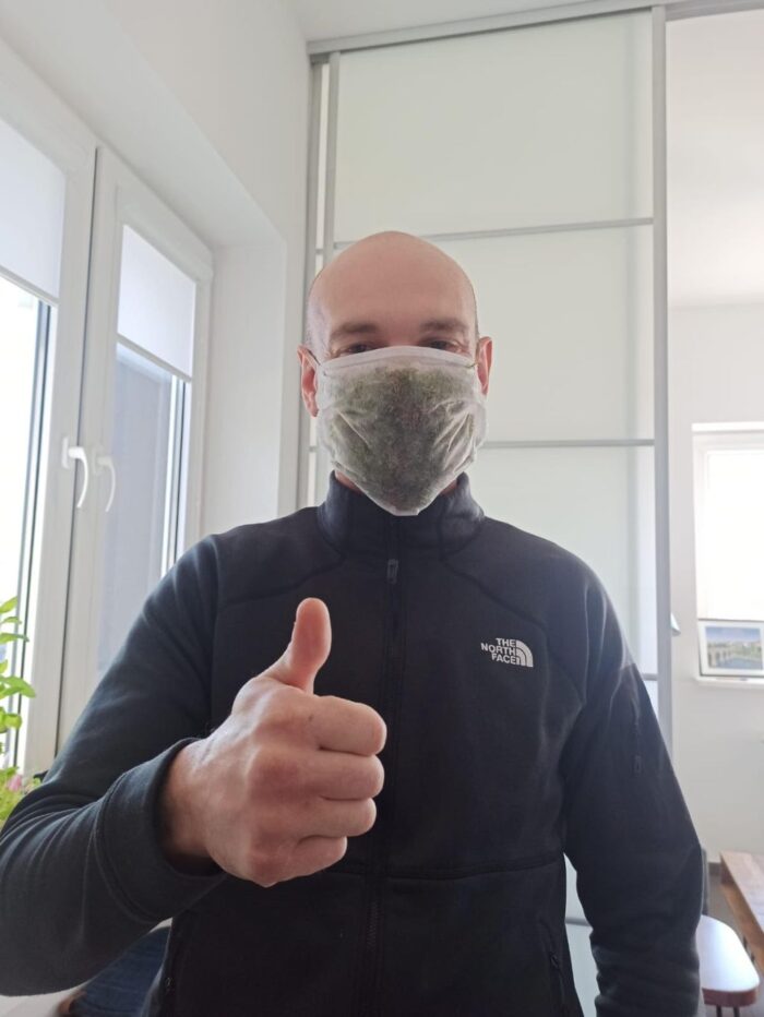 sggw w warszawie, Mohamed Hazem Kalaji, Jacek Mojski,maska z roślin chroniąca przed wirusami