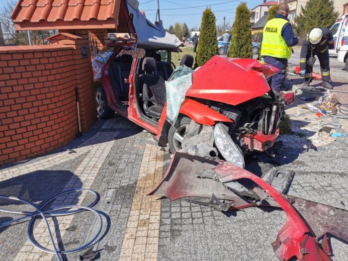 wypadki z udziałem ciągników rolniczych, wypadki na drogach, Radoszyce, powiat konecki