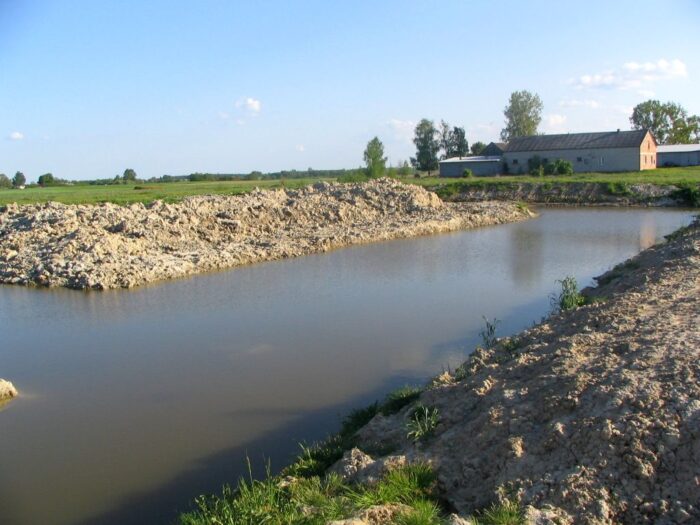 zbiorniki na paliwo, zbiorniki retencyjne, prawo wodne, Prawo budowlane