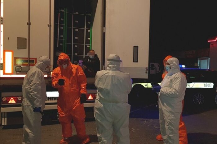 barwinek, kas, imigranci z Afganistanu, transport arbuzów