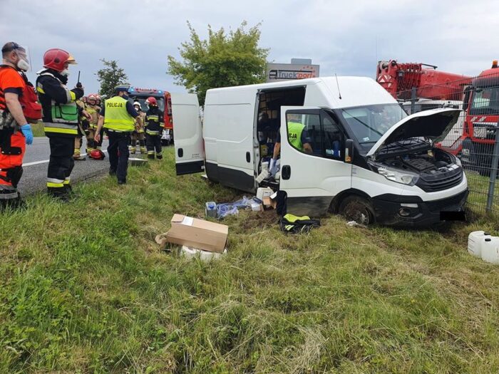 Dąbrowa pod Opolem, dezynfekcja inwentarska, preparaty chemiczne, wypadek busa
