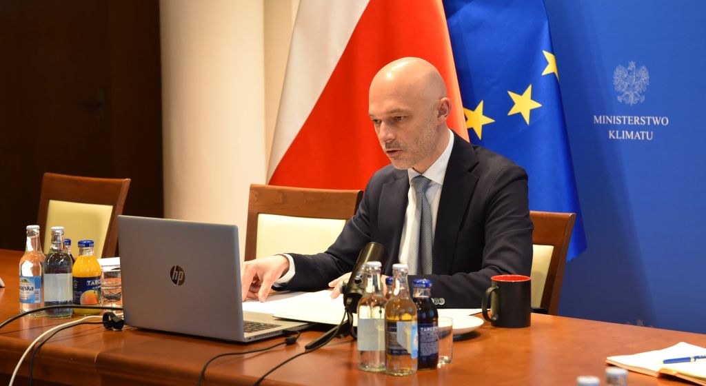 michał kurtyka, ministerstwo klimatu, gminy wiejskie, elektryczne autobusy szkolne