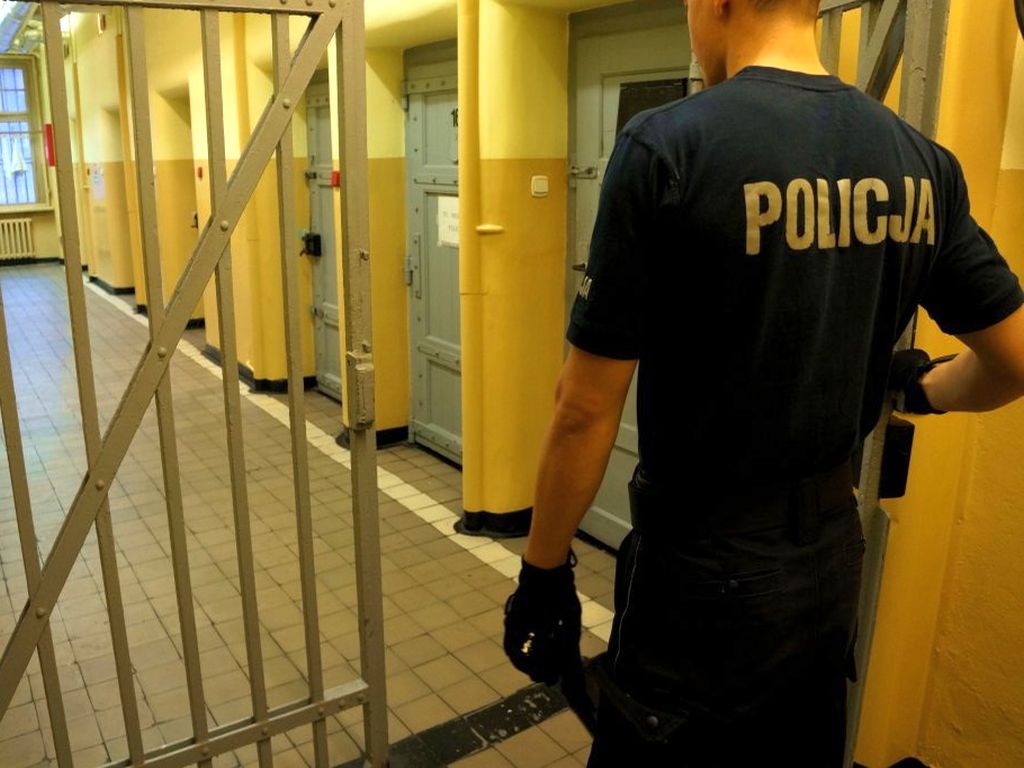 podpalacz z OSP, gmina Ostrów Wielkopolski, gmina Raszków, stogi słomy