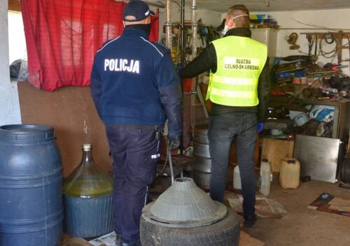 powiat krośnieński, kas, nielegalna produkcja alkoholu, bimbrownie