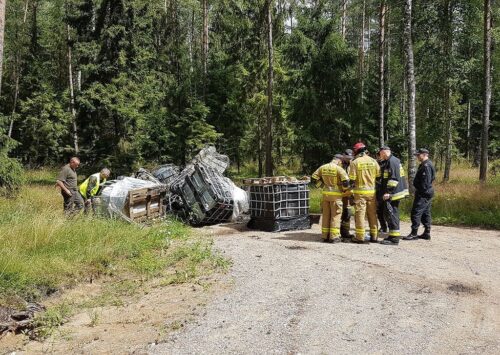 śmieci w lesie, odpady, przestępstwo, policja, warmińsko-mazurskie