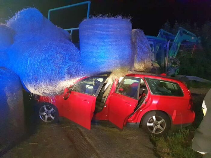 wypadek, kolizja z ciągnikiem, policja, mandat, zagrożenie na drodze