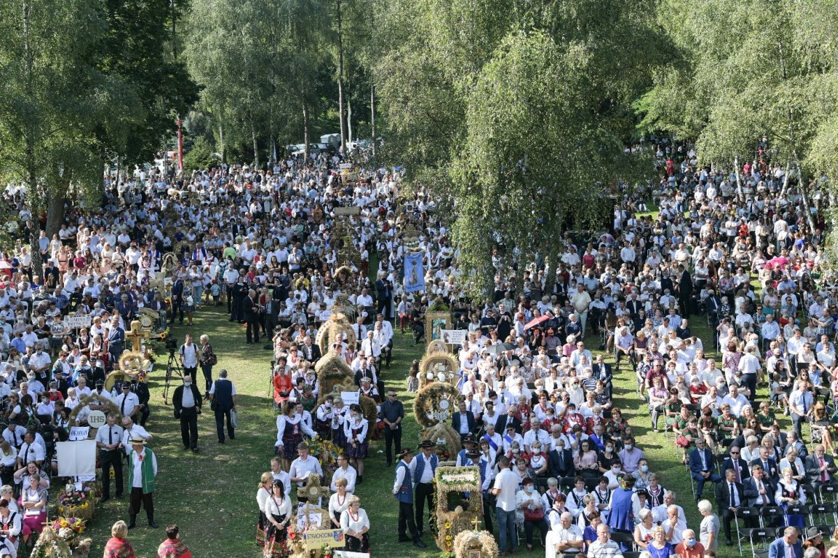 dożynki, rolnictwo, sanktuarium obrazu matki bożej zawadzkiej