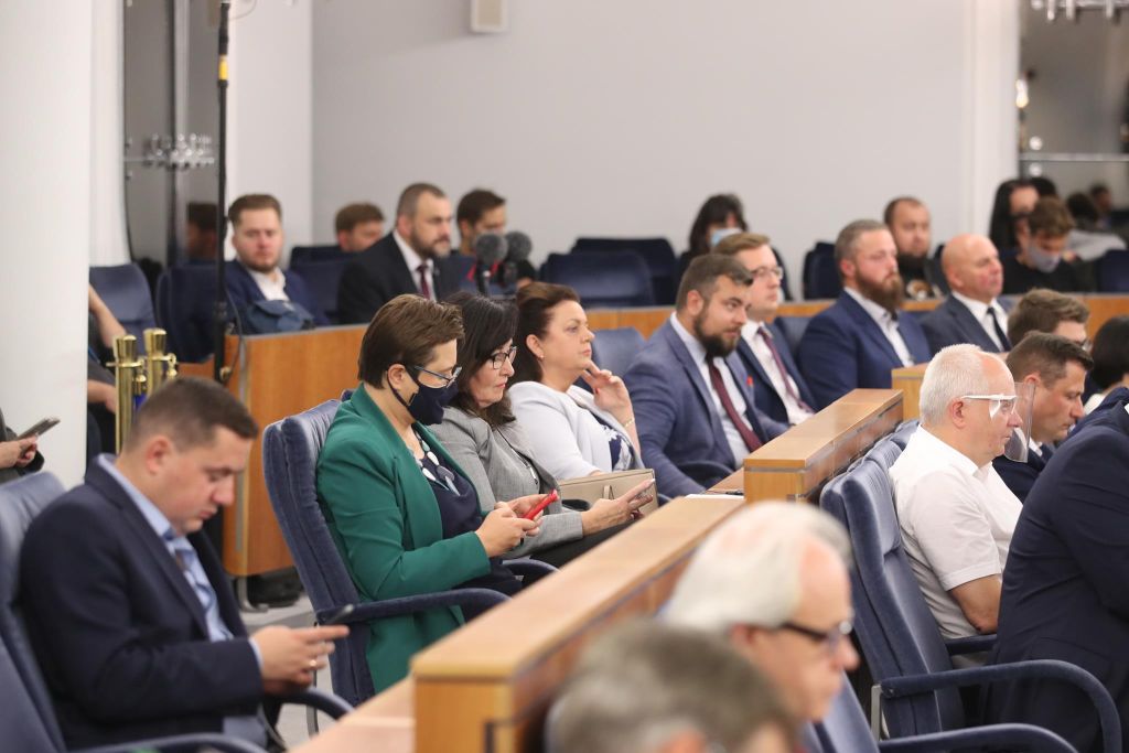 Senat, wysłuchanie publiczne, ustawa o ochronie zwierząt, piątka dla zwierząt