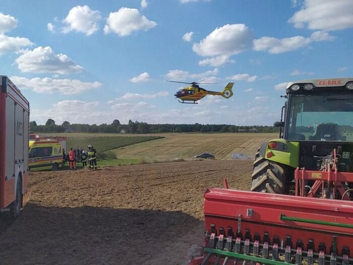 wypadek, policja, śmiertelny wypadek, wypadki na wsi, wypadek samochodowy