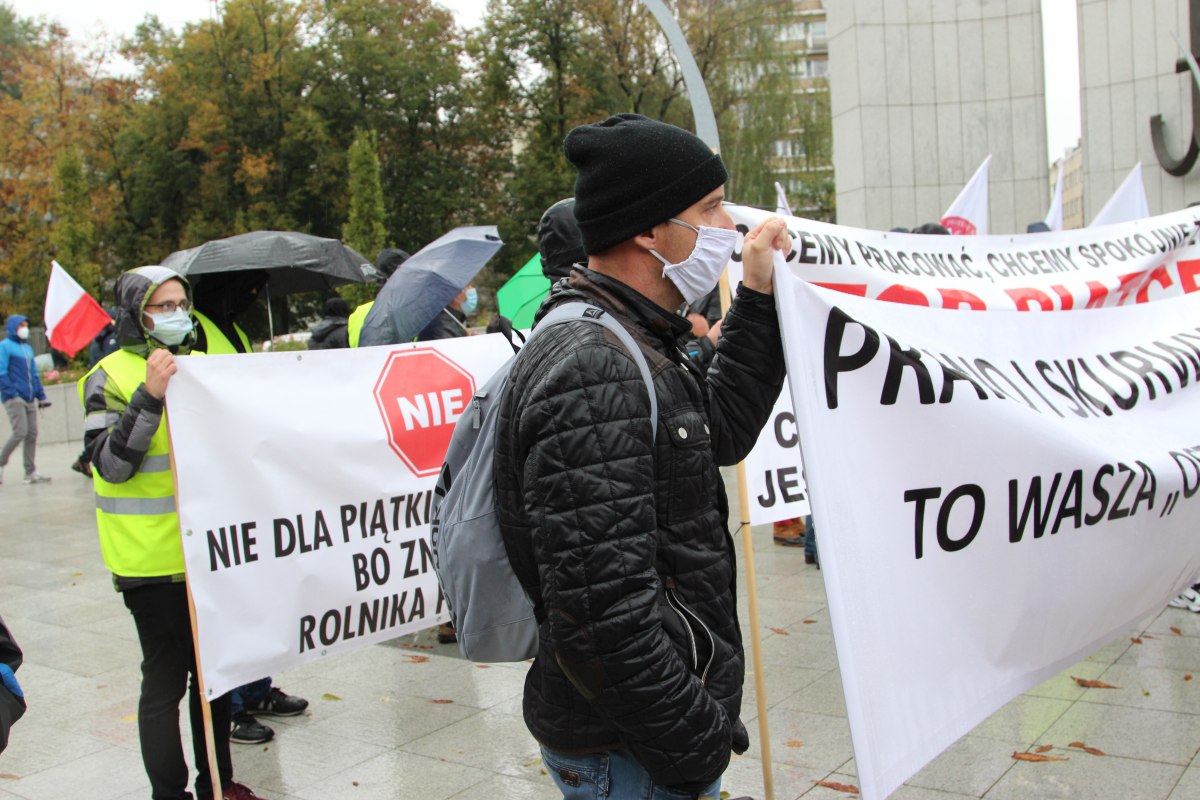 ustawa o ochronie zwierząt, piątka dla zwierząt, protesty rolników, błażej spychalski, andrzej duda