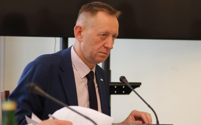 robert telus, covid-19, epidemia koronawirusa, sejmowa komisja rolnictwa