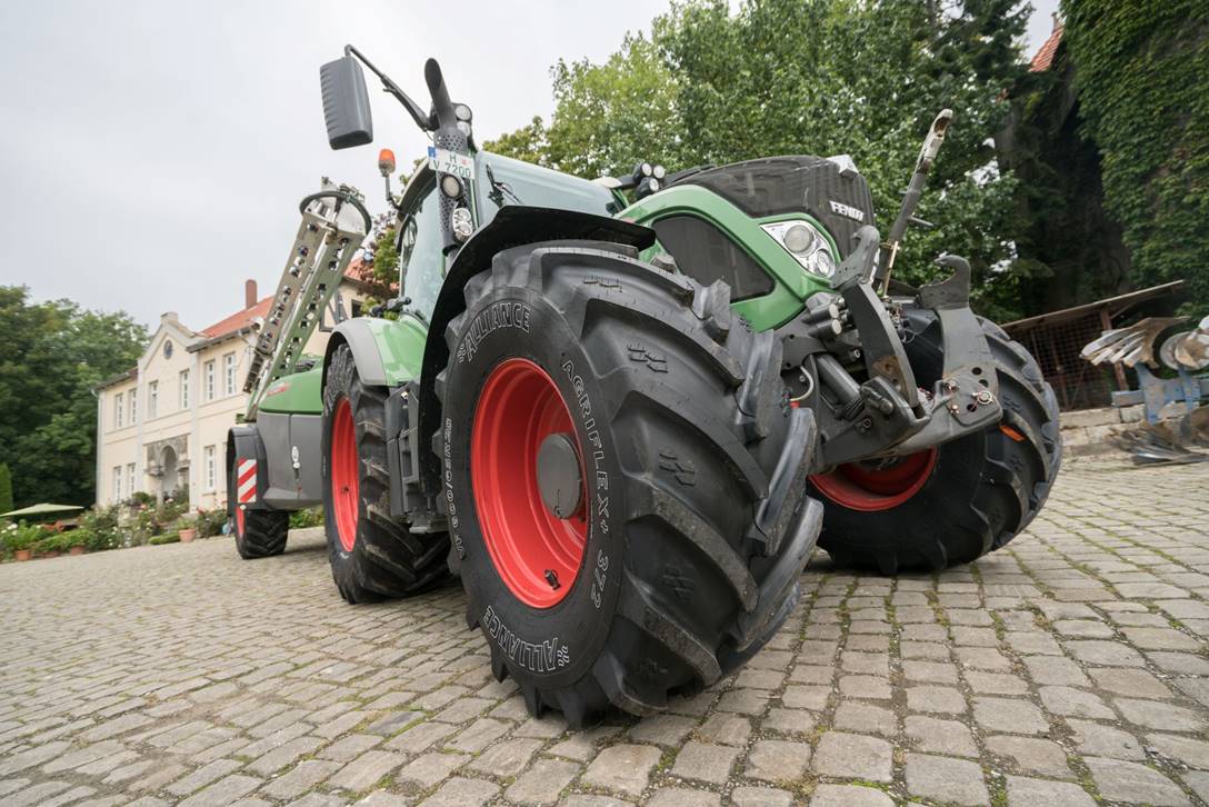 Test opony Alliance 372 VF