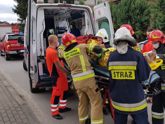 siedlec, powiat strzelecki, Krzysztof Letki, mężczyzna w silosie paszowym