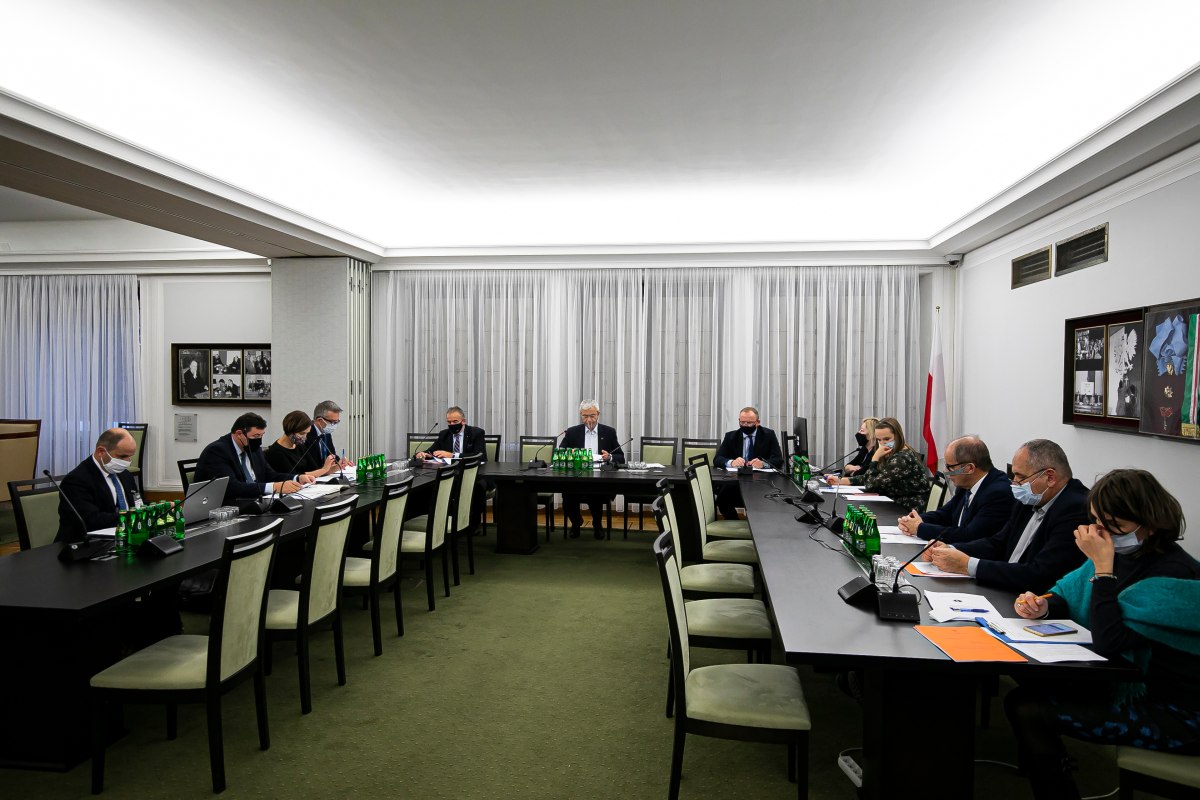 piątka dla zwierząt, ustawa o ochronie zwierząt, ubój rytualny, zwierzęta futerkowe, senat