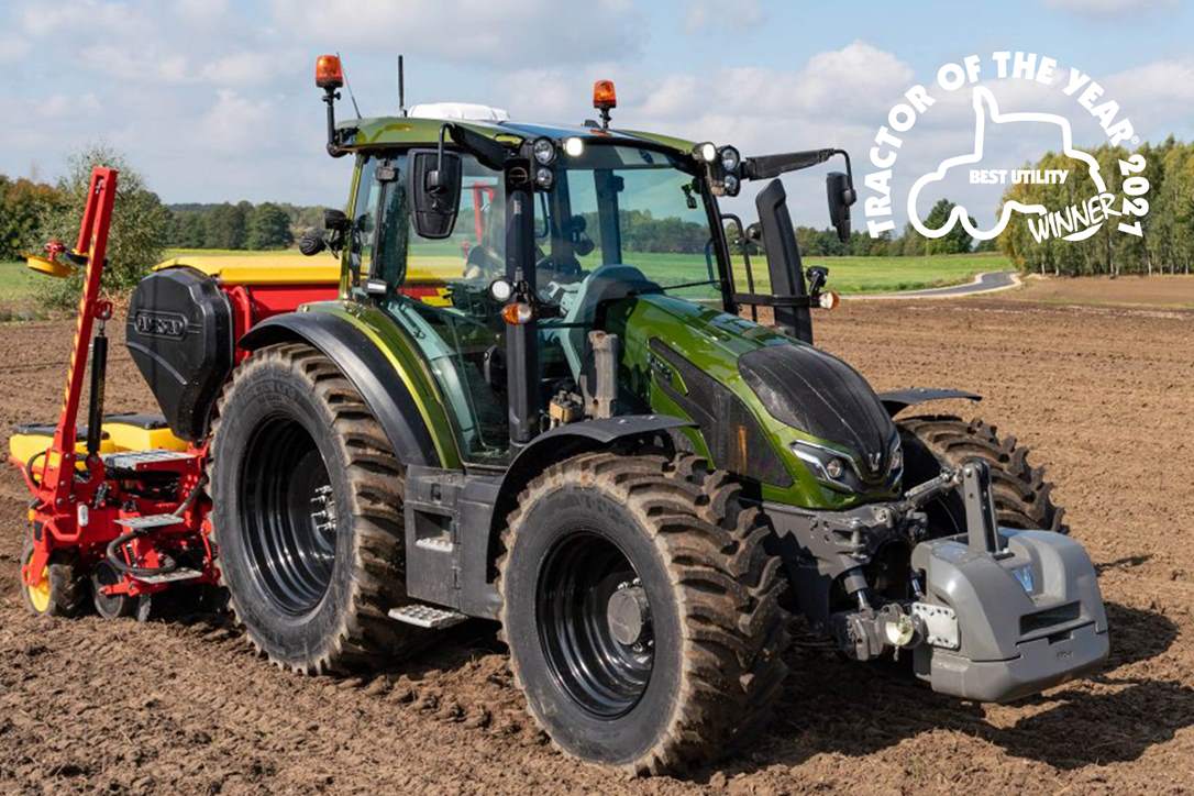 Valtra G135 Versu_TotY 2021