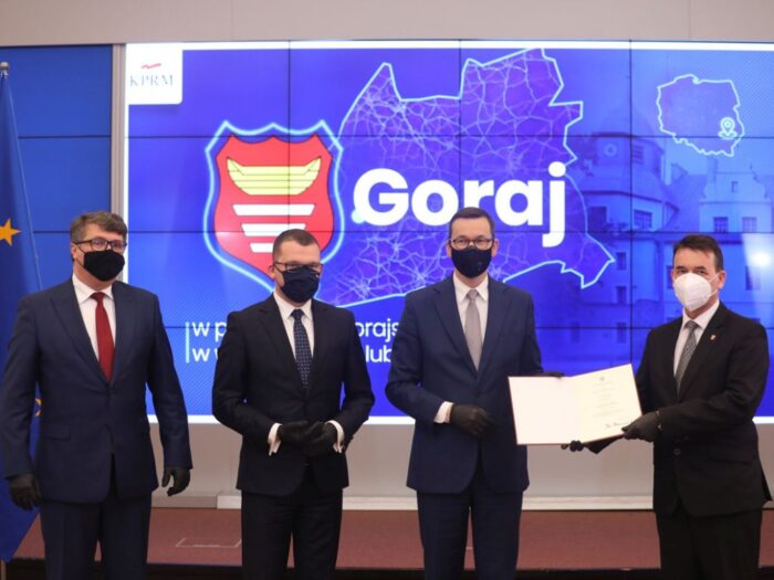 mateusz morawiecki, ministerstwo rozwoju, rząd pis