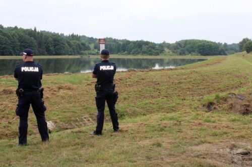 gnojowica na zmarzniętm polu, Domaszkowice, powiat nyski, Magdalena Skrętkowicz, Agnieszka Białochławek