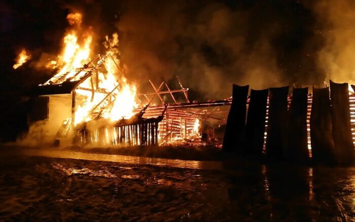 pożary w gospodarstwach, pożar stodoły, Jastrzębia, powiat tarnowski