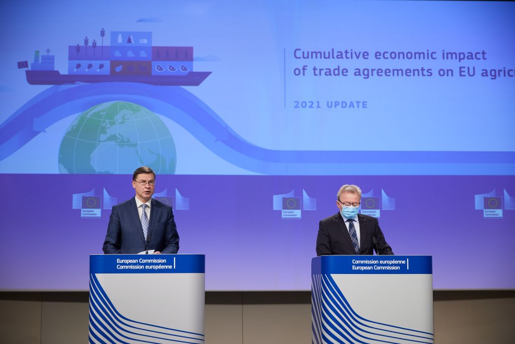 Janusz Wojciechowski, Valdis Dombrovskis, umowy handlowe, sektor rolno-spożywczy