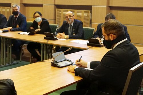 NSZZ RI Solidarność, Grzegorz Puda, gospodarstwa rodzinne, sprzedaż ziemi