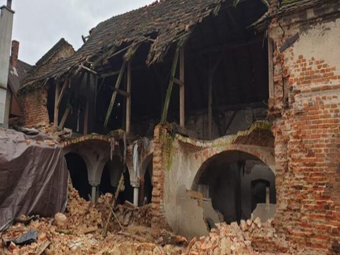 zawalona stodoła, czeska wieś, Marek Zagórski, KP PSP Brzeg