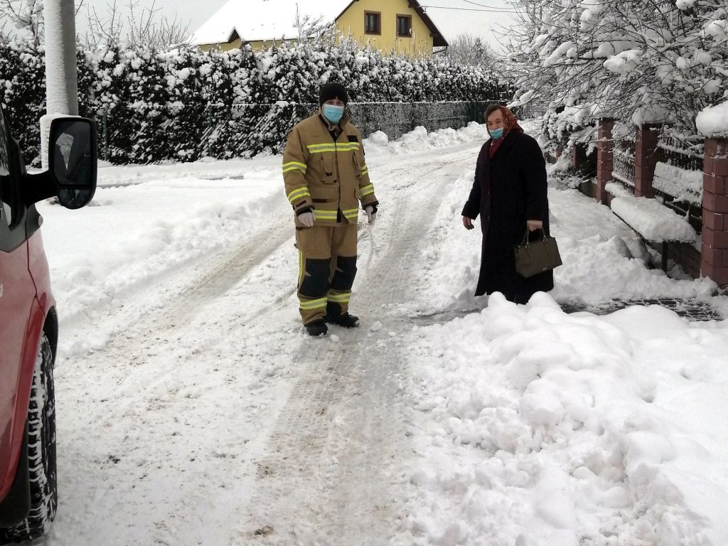 szczepienia przeciw COVID-19, pandeia koronawirusa, straż pożarna
