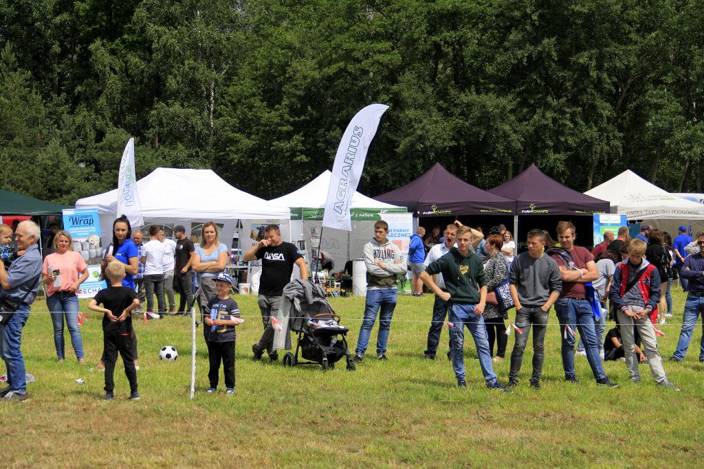 Narodowy Dzień Mlecznej Fermy, farmdays, bydło mleczne, pokaz maszyn zielonkarskich, GR Marcina Piotrowicza