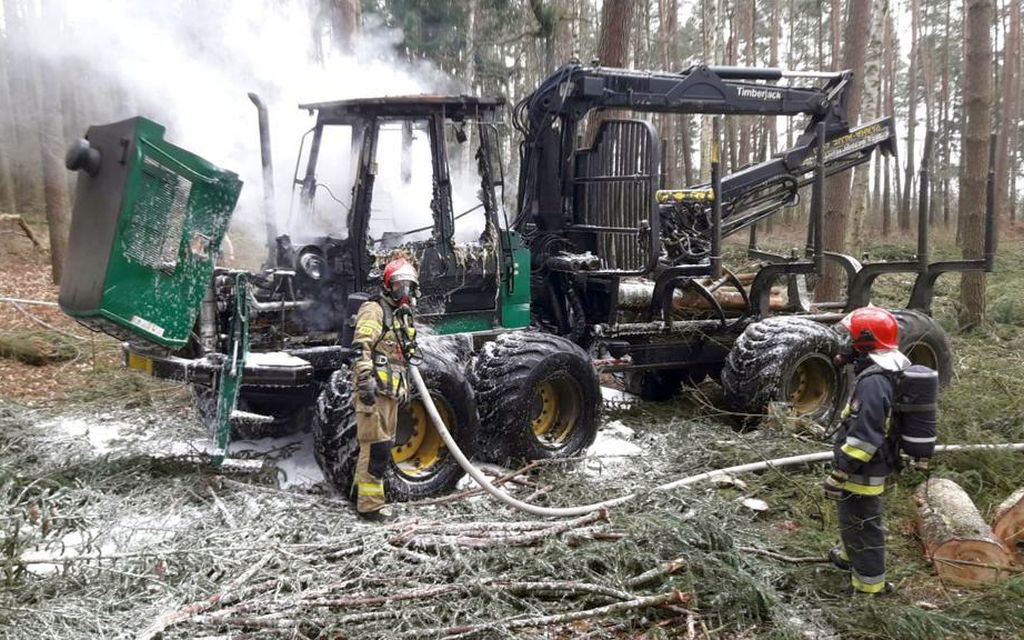Nadleśnictwo Trzciel, pożar forwardera, Policko, powiat międzyrzecki