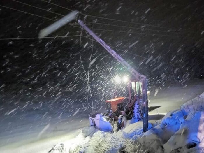 Traktorzysta zerwał linię energetyczną, Ziołków, powiat łęczyński, OSP Spiczyn
