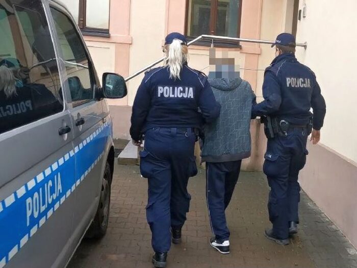 Ewinów, powiat turecki, powiat wołowski, Cezary Skowroński