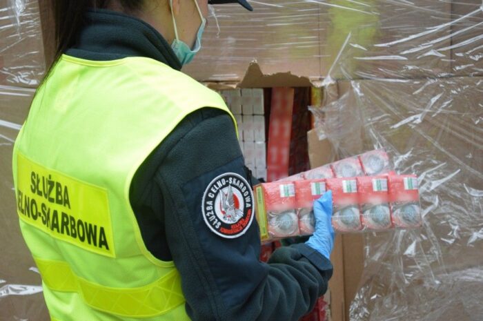 przemyt papierosów, karma dla zwierząt, granica w Budzisku, kas