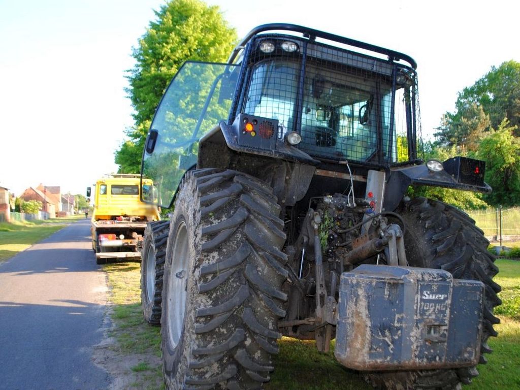 ciągnik, traktor, massey ferguson