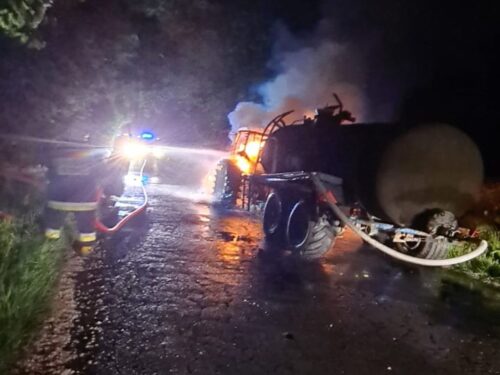 pozar ciągnika na drodze, Wierzchląd , powiat stargardzki, KP PSP Stargard