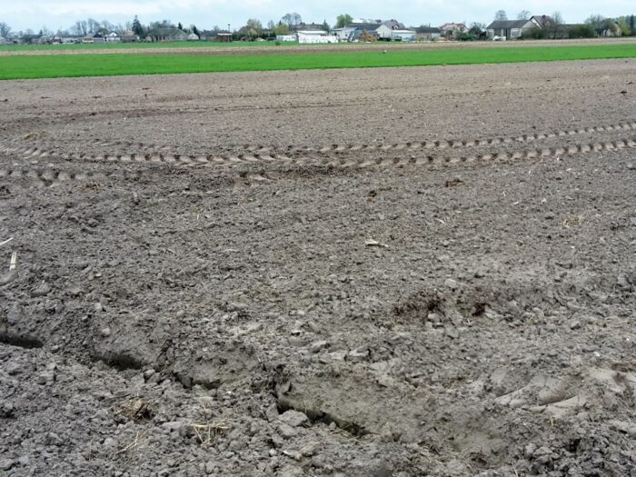 raport NIK, klasyfikacja ziemi, wyłączenie gruntów z produkcji rolnej