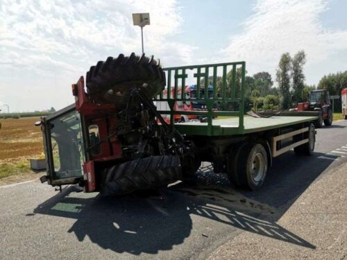 ciągnik, traktor, wypadek