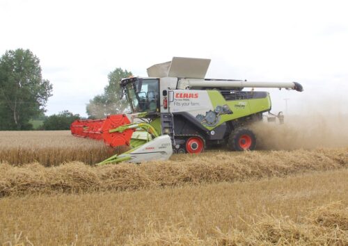 Claas Trion 750