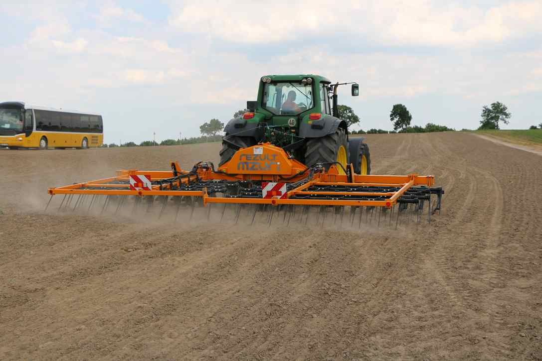 rolnik na kwarantannie, epidemia koronawirusa, szymon giżyński