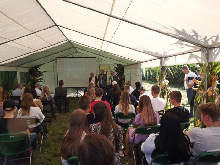 gospodarstwo "Osiny", Rolniczy Zakład Doświadczalny "Kępa", IUNG-PIB Puławy, Polski Związek Producentów Kukurydzy