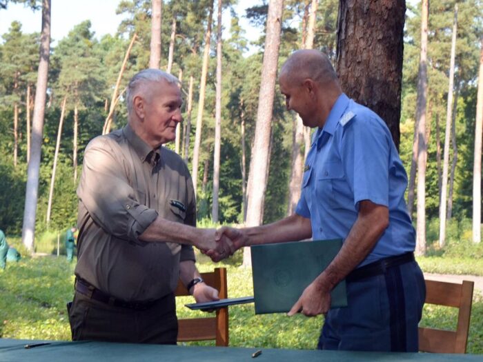 służba więzienna, lasy państwowe