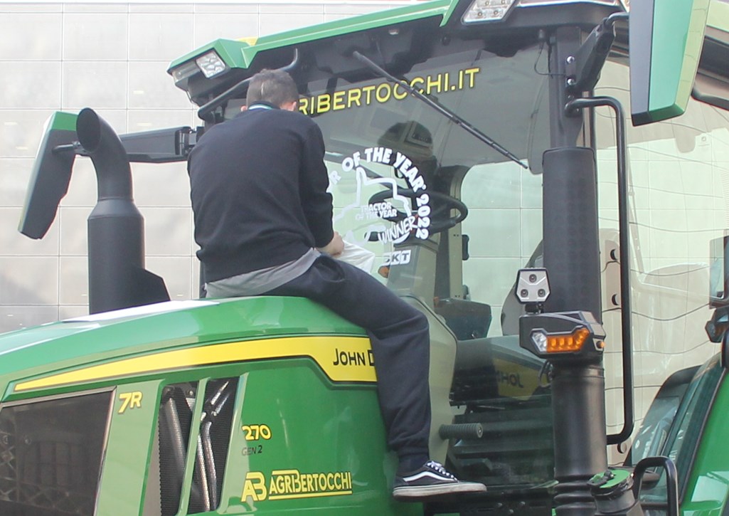 John Deere 7R 270