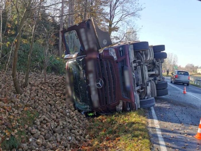 wypadek, buraki, cieżąrówka