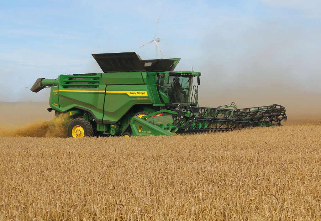 Kombajn zbożowy John Deere X9 1000, RPT, Rolniczy Przegląd Techniczny, Postomino