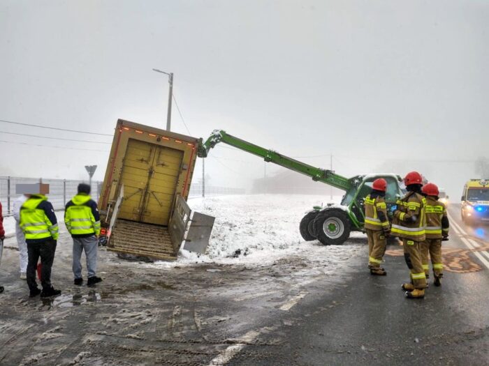 transport trzody chlewnej, Trzetrzewina, powiat nowosądecki, KM PSP Nowy Sącz