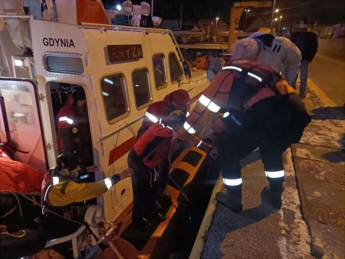 kuter rybacki, połów ryb, Władysławowo, Morska Służba Poszukiwania i Ratownictwa